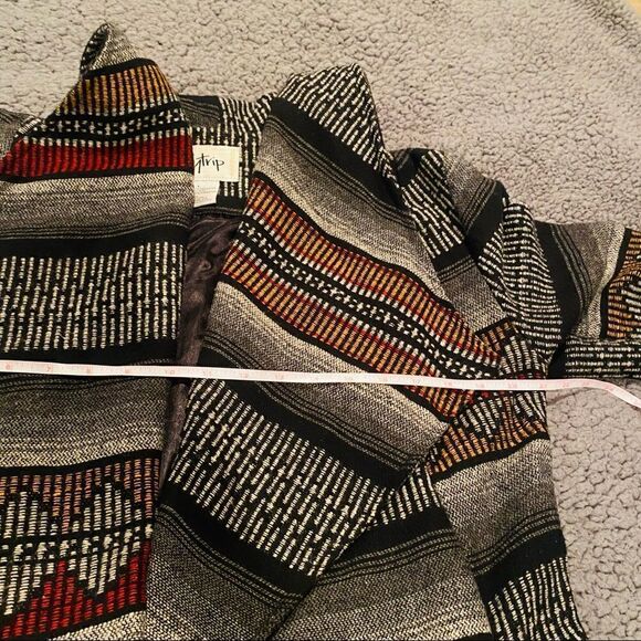 DAYTRIP Coat Size Large - Picture 10 of 11